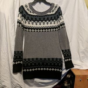 Seductions size S Sweater